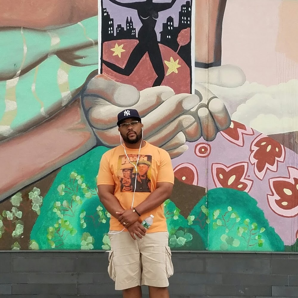 Meet your Posher, Clark